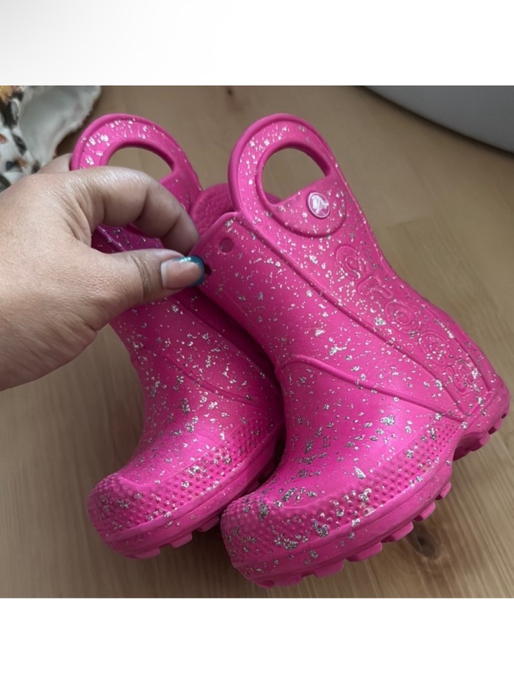 Crocs size 6T